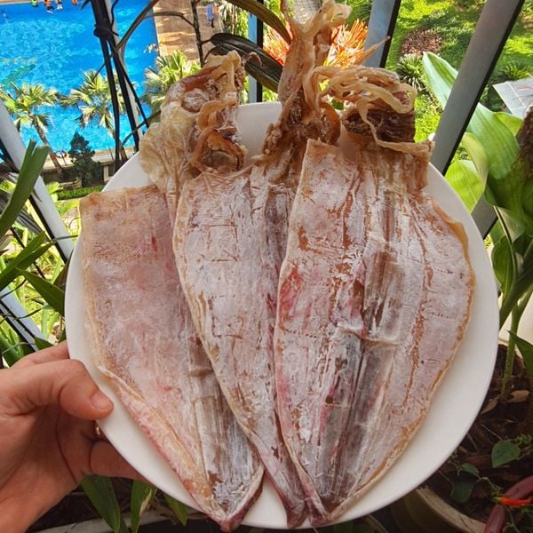 Quy trình gửi khô mực đi Trung Quốc