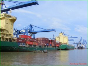 Transporting sea cargoes from Port of Hai Phong to Port of Hamburg