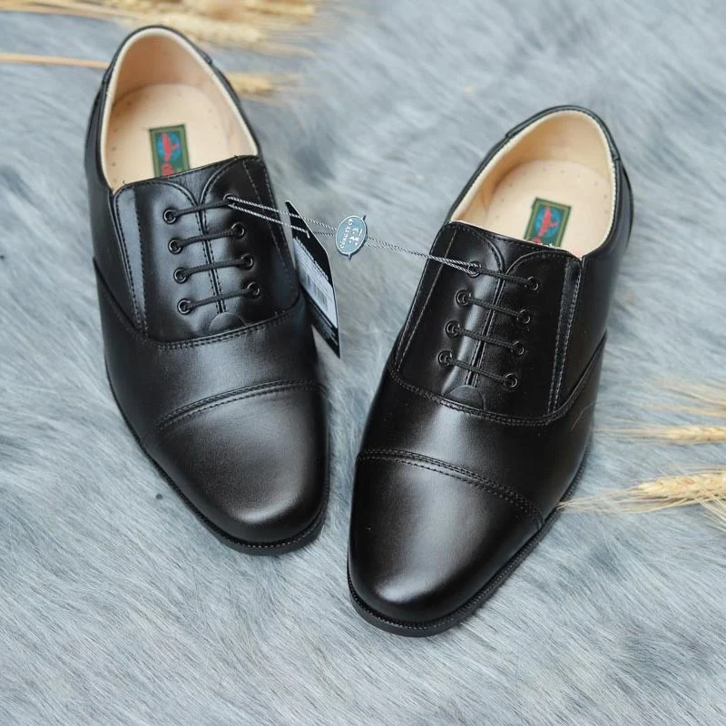 Expédition de chaussures de Hanoï vers la France à prix abordable