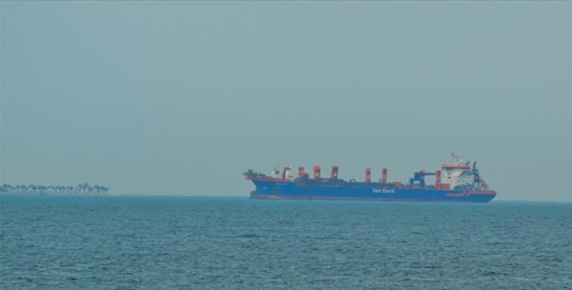 Conflit au Moyen-Orient : le Royaume-Uni et la France poussent un plan de sécurité maritime dans le détroit d’Hormuz