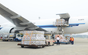 Phân biệt Air Cargo và Air Express