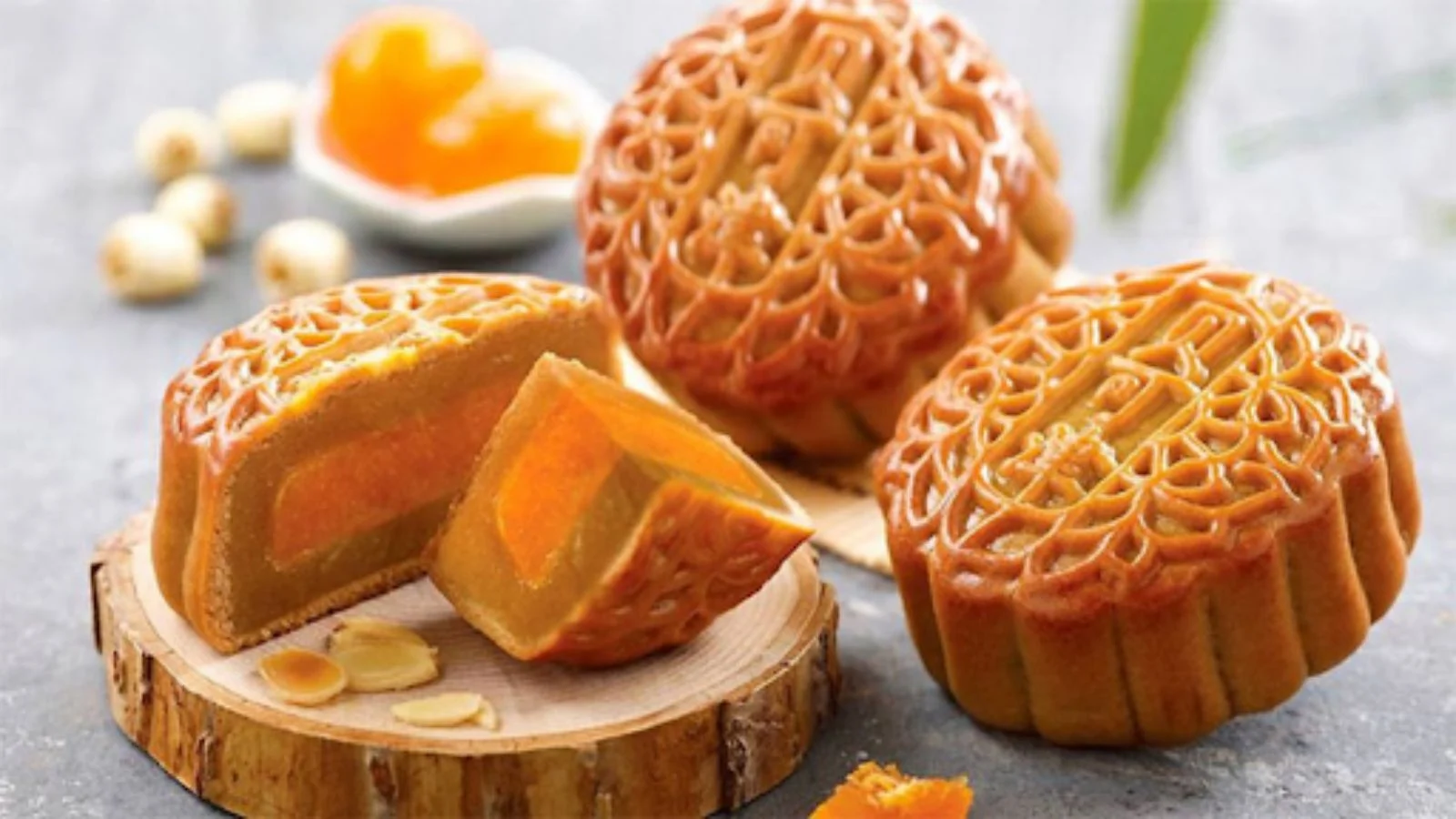 Send moon cakes to China prestigious and fast