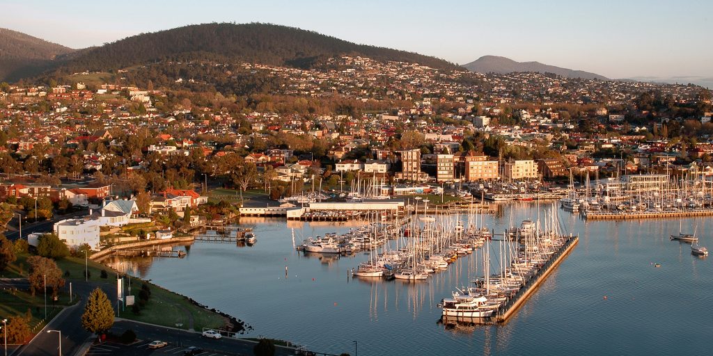 Dịch vụ chuyển phát nhanh đi Tasmania giá rẻ