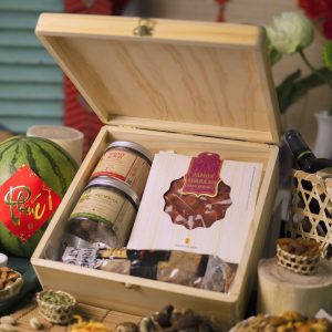 chuyen-phat-nhanh-qua-tet-