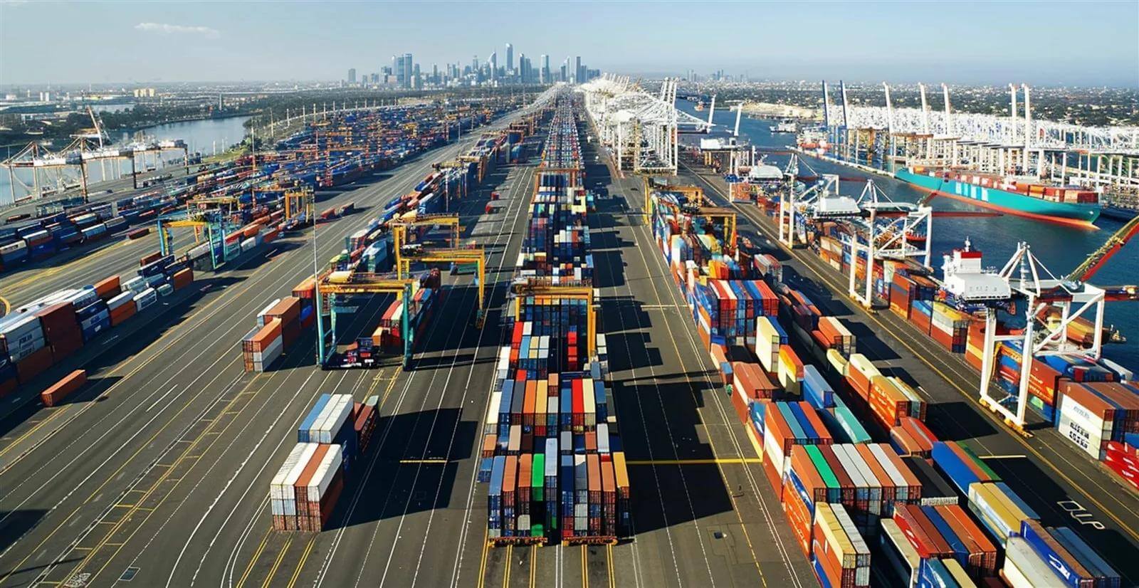 Thị trường logistics nửa cuối năm 2026 được dự báo sôi động nhờ nhu cầu xuất nhập khẩu tăng