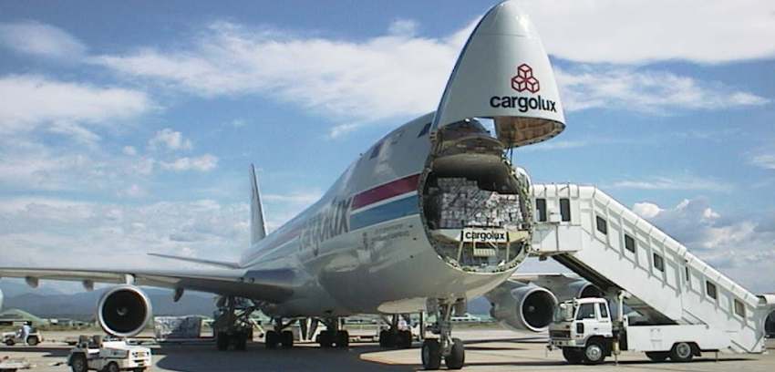 Dịch vụ vận chuyển hàng không từ Hà Nội đi Slovakia