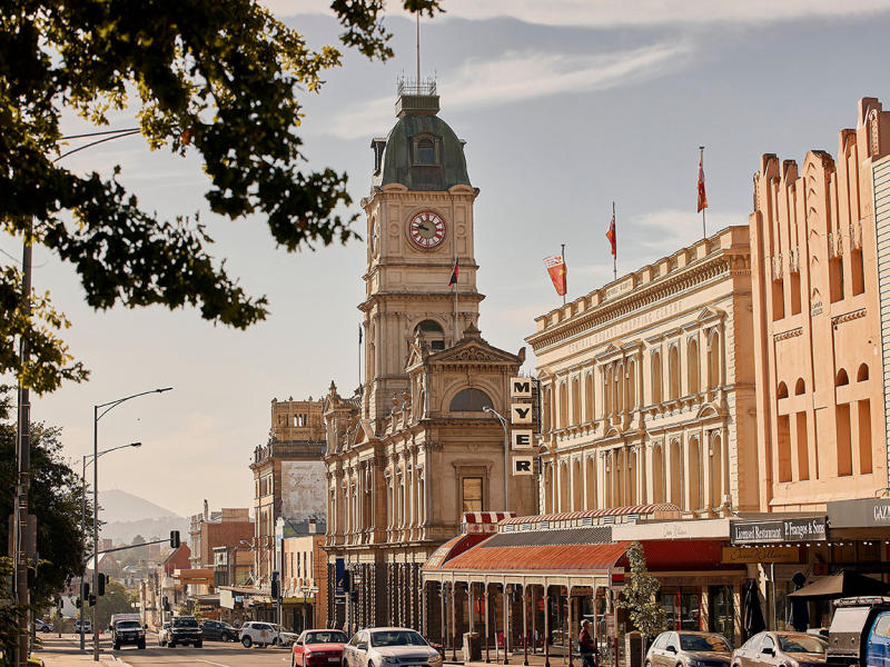 Vận tải hàng hóa đường hàng không: Hà Nội - Ballarat