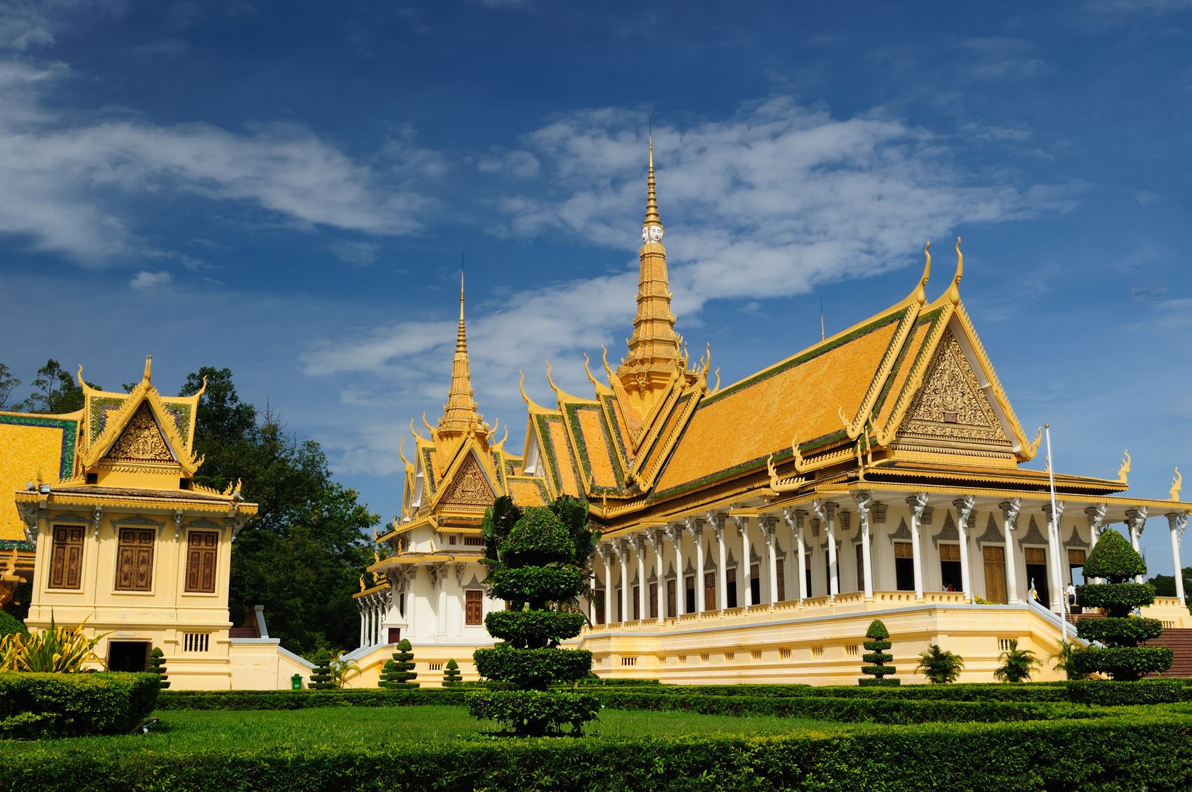 Indochinapost Chuyển hàng sang Campuchia