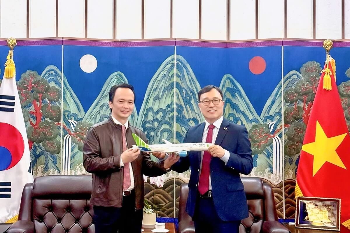 Ông Trịnh Văn Quyết, nhà sáng lập Tập đoàn FLC và Hãng hàng không Bamboo Airways đã xuất hiện trở lại.