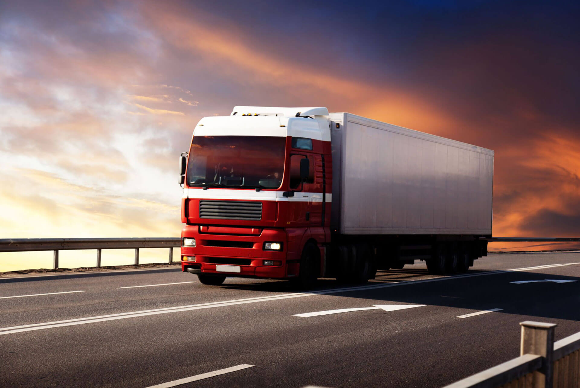 Vận Tải Đường Bộ Tiếp Tục Giữ Vai Trò Chủ Lực Trong Logistics Nội Địa