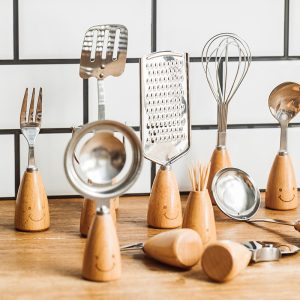 Xuất Khẩu Dụng Cụ Làm Bếp Việt Từ Hà Nội Sang Glasgow: Thúc Đẩy Ẩm Thực Việt