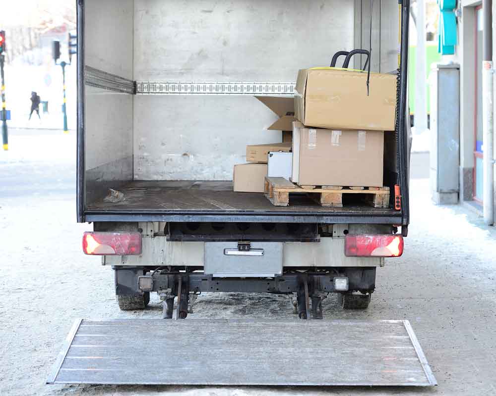 Indochina Post luôn luôn cung cấp cho quý khách dịch vụ vận chuyển xe tải chuyên nghiệp nhất từ Đắk Nông sang Prey Veng