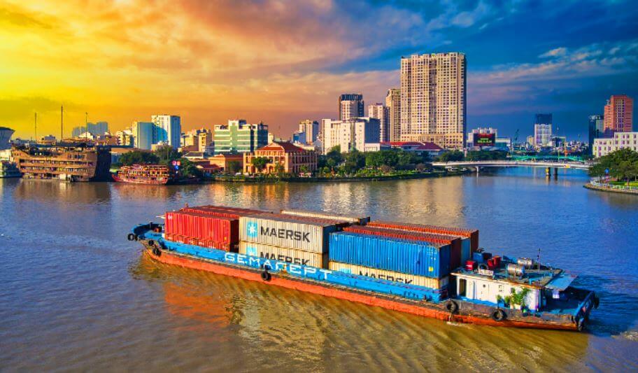 Logistics đường thủy nội địa: Sà lan tự hành kết nối cảng sông và cảng biển