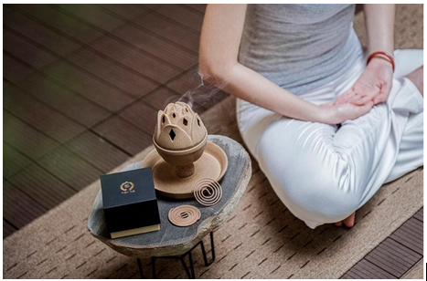 Gửi Hương Liệu Thiền Việt Từ Lâm Đồng Đến Bristol: Lan Tỏa Mùi Thơm Thiền Định Gửi Hương Liệu Thiền Việt Từ Lâm Đồng Đến Bristol: Lan Tỏa Mùi Thơm Thiền Định